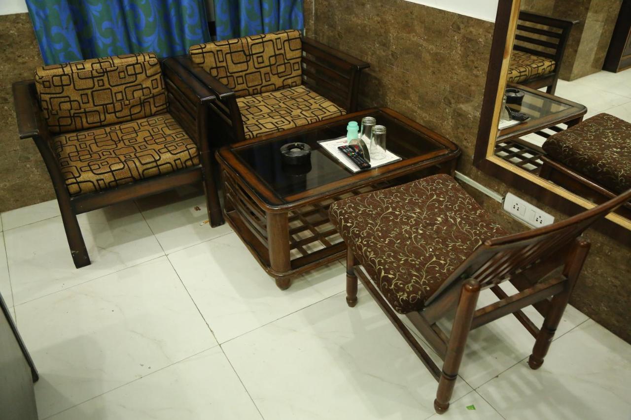 Hotel Diamond Palace Chandigarh Exterior photo
