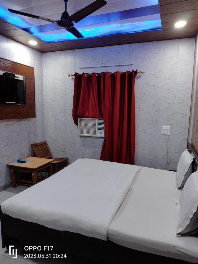 Hotel Diamond Palace Chandigarh Exterior photo